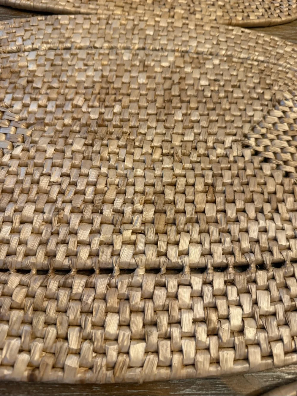 SET OF (5) WILLIAMS SONOMA NATURAL WOVEN PLACEMATS, 19x13”